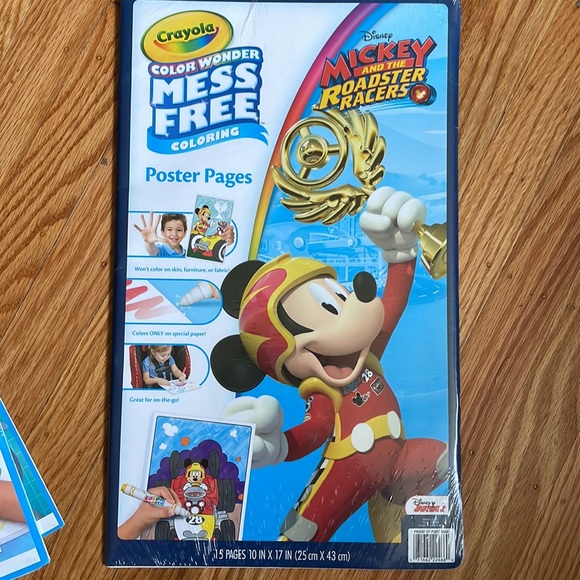 NEW color wonder books with markers - Picture 4 of 6